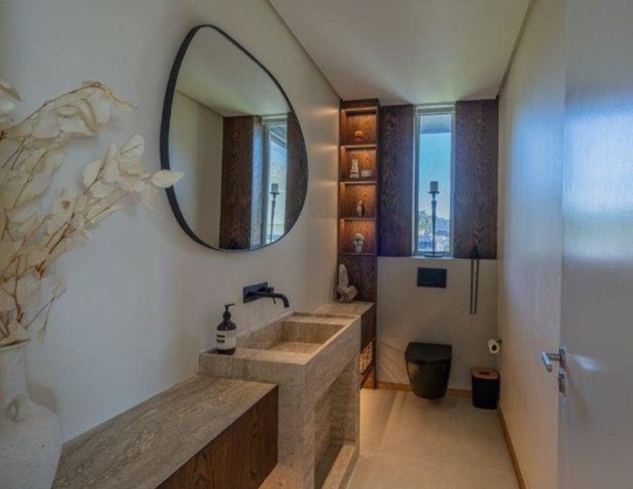 To Let  Bedroom Property for Rent in Bantry Bay Western Cape